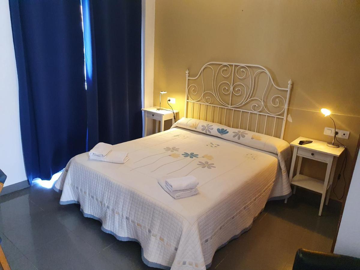 Hostal La Ermita Нерха Экстерьер фото