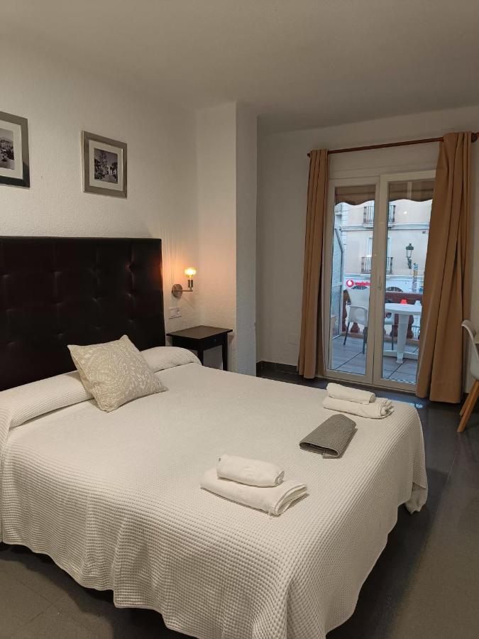 Hostal La Ermita Нерха Экстерьер фото