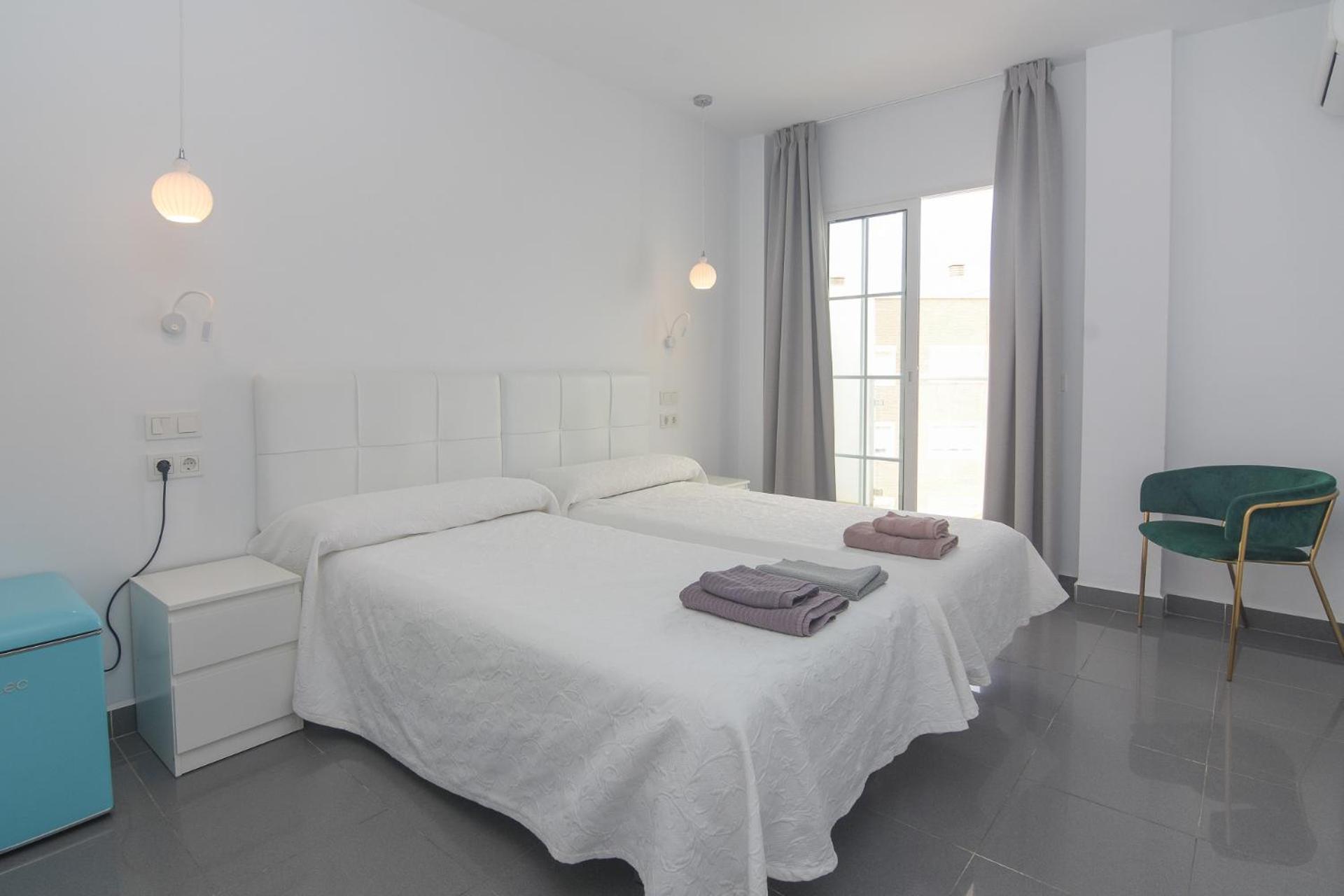 Hostal La Ermita Нерха Экстерьер фото